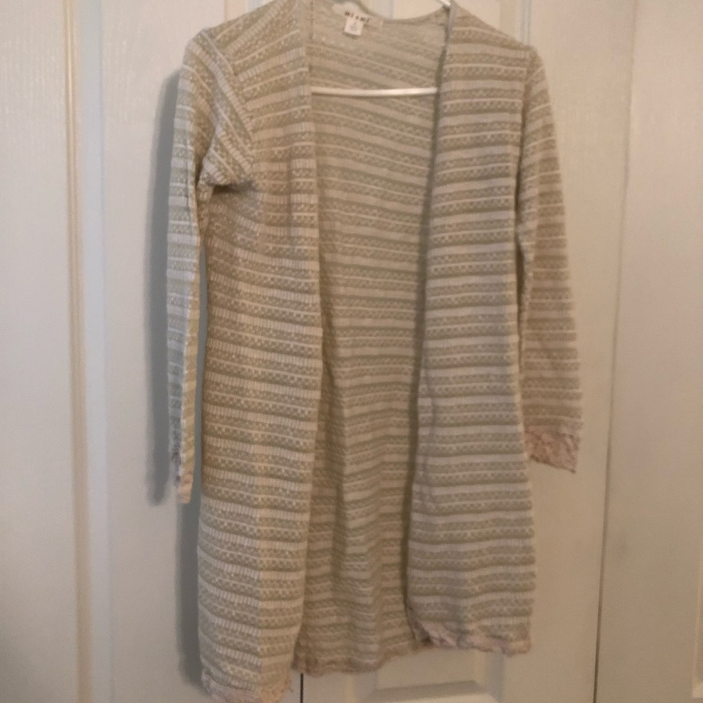 Last call! 🎉 Francesca’s sweater